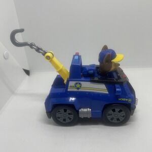Paw Patrol Chase Tow Truck Figure and Vehicle Complete Set  /HTF Rare Toy Spin M